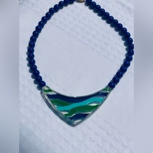 Avon Vintage Necklace with blue beads.